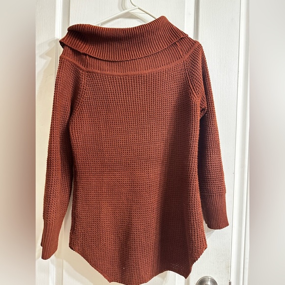 Rust colour funnel neck/off the shoulder sweater - Picture 2 of 6